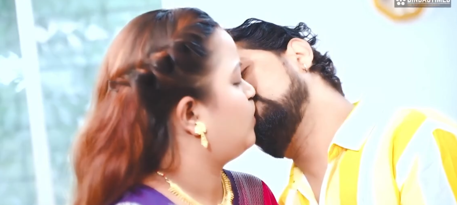 Desi Huge Boobs Milf Bhabhiji Fucks with Devar when her Husband not at Home